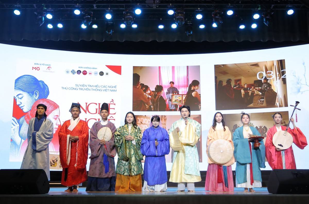 Chạm vào thế giới di sản bằng trái tim gen Z