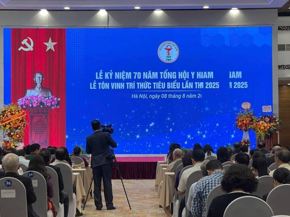 Tổng hội Y học Việt Nam kỷ niệm 70 năm thành lập, tôn vinh trí thức tiêu biểu