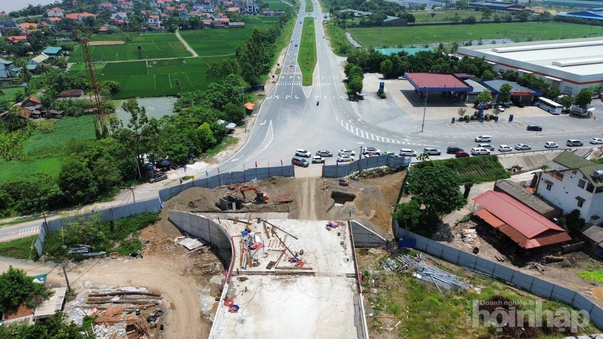 Cầu Phong Châu mới: Nối lại nhịp sống đôi bờ trước ngày hợp long