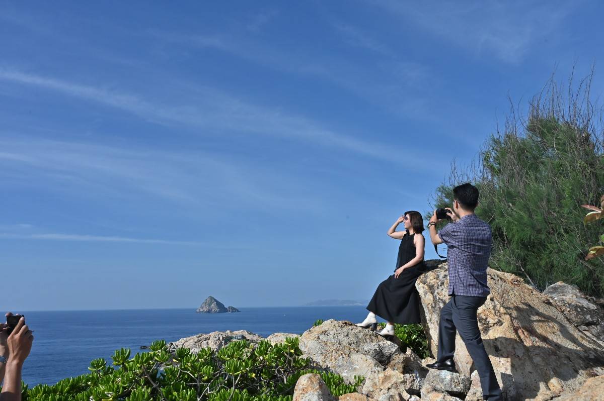 Khánh Hòa: Thu hút gần 450.000 lượt khách quốc tế; tổng thu từ du lịch 42.380 tỷ đồng