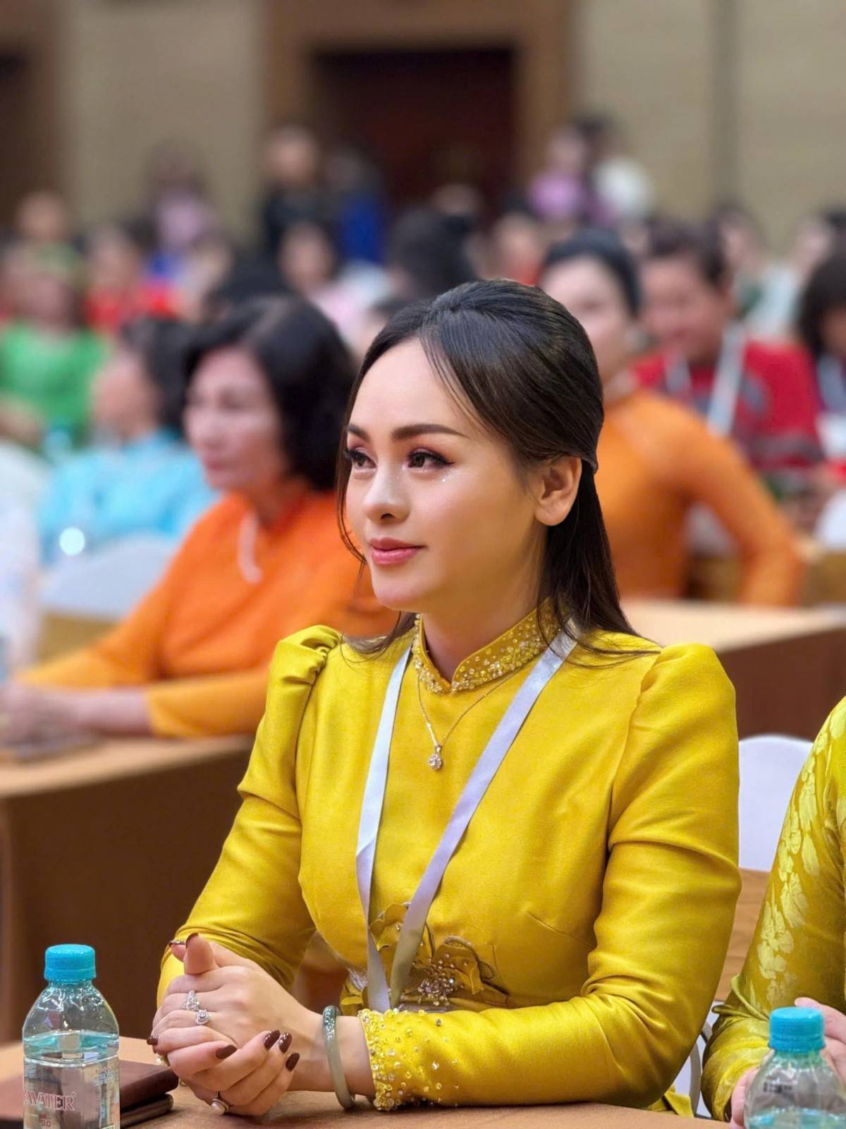 Bà Đặng Thị Minh Anh – Nữ doanh nhân gắn kết di sản áo dài với hội nhập