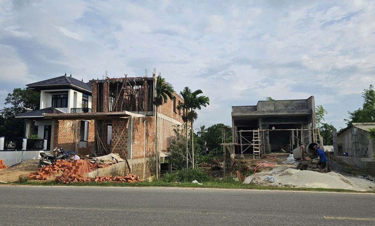 Quảng Trị: Giá vật liệu xây dựng tăng mạnh, nhiều công trình “đứng bánh”