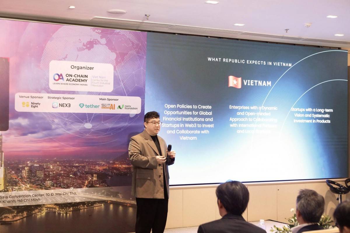 Ông Alex Ye từ Republic chia sẽ góc nhìn về tiềm năng của Việt Nam