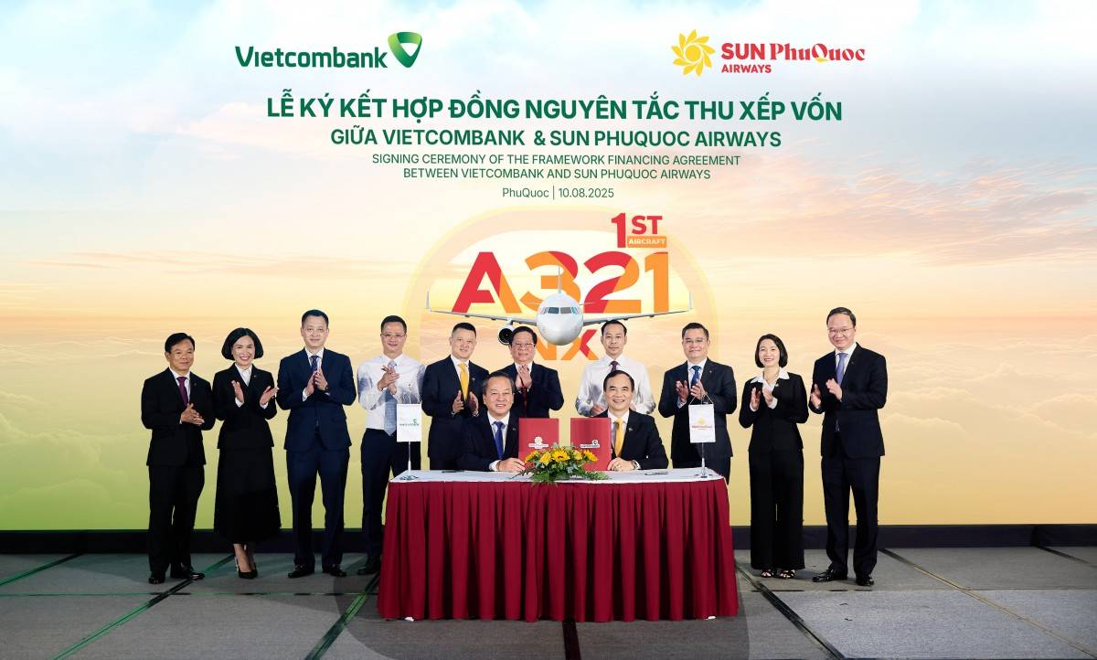 Lễ ký kết giữa Sun PhuQuoc Airways và Vietcombank tạo nền tảng cho việc xây dựng đội bay