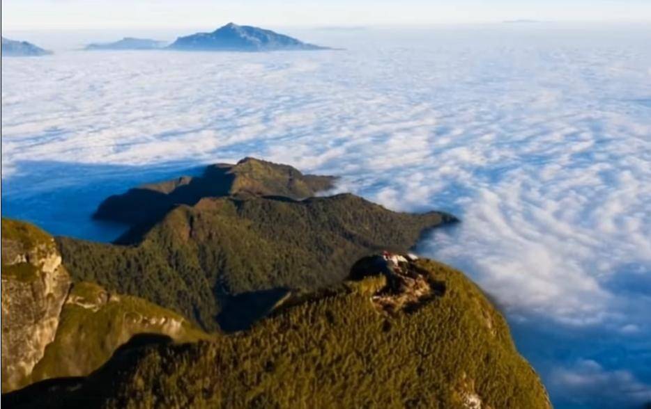 Ngũ Chỉ Sơn – Đỉnh núi huyền thoại mở ra cơ hội đầu tư du lịch khám phá đỉnh cao tại Lào Cai