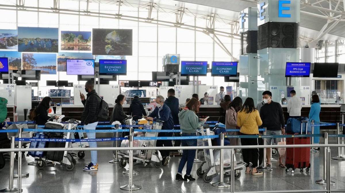 Sân bay Nội Bài tăng cường an ninh, sẵn sàng phục vụ cao dịp lễ 2/9