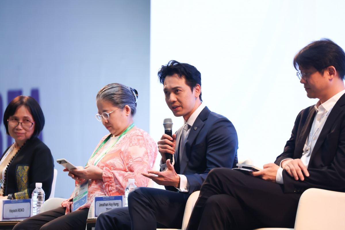 Chủ tịch ACB: Biến động nhân khẩu học không còn là chuyện tương lai