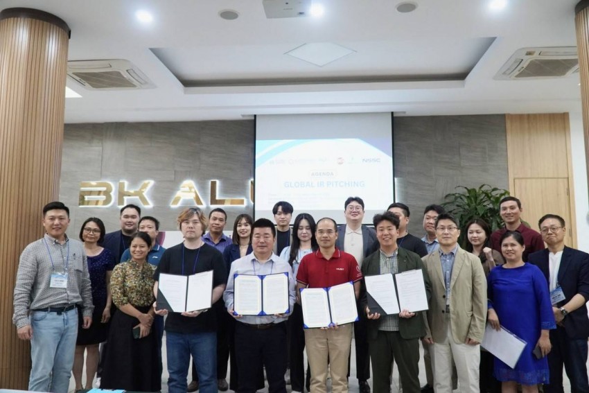 Chương trình Global IR Pitching Day kết nối 3 danh nghiệp khởi nghiệp Hàn Quốc với các doanh nghiệp Việt Nam và đại diện các vườn ươm khởi nghiệp tại Việt Nam tại Quỹ đầu tư khởi nghiệp sáng tạo Bách Khoa Hà Nội