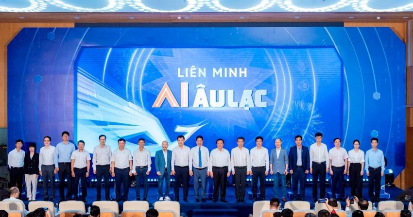 Ngày 20-6, tại Hà Nội, Liên minh trí tuệ nhân tạo (AI) Âu Lạc chính thức ra mắt với sự tham gia của hơn 20 cơ quan nhà nước, doanh nghiệp, trường đại học.  Liên minh AI Âu Lạc ra đời trong bối cảnh Quyết định 1131/QĐ-TTg do Thủ tướng Chính phủ vừa ban hành xác định 11 nhóm công nghệ chiến lược ảnh hưởng sâu rộng đến năng lực cạnh tranh và tự chủ công nghệ của quốc gia, trong đó AI được xếp ở vị trí số 1.