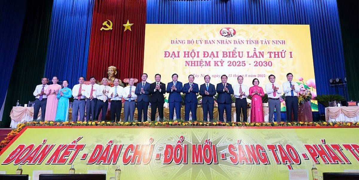  Đảng bộ UBND tỉnh Tây Ninh đã tổ chức thành công Đại hội đại biểu lần thứ I, nhiệm kỳ 2025-2030.