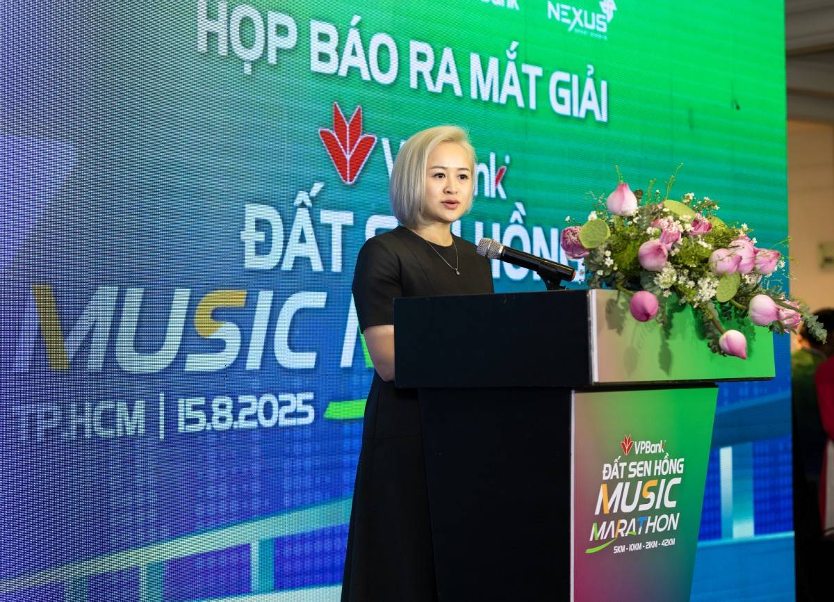 VPBank Đất Sen Hồng Music Marathon 2025 đóng góp cho hoạt động nghiên cứu, bảo tồn Sếu đầu đỏ