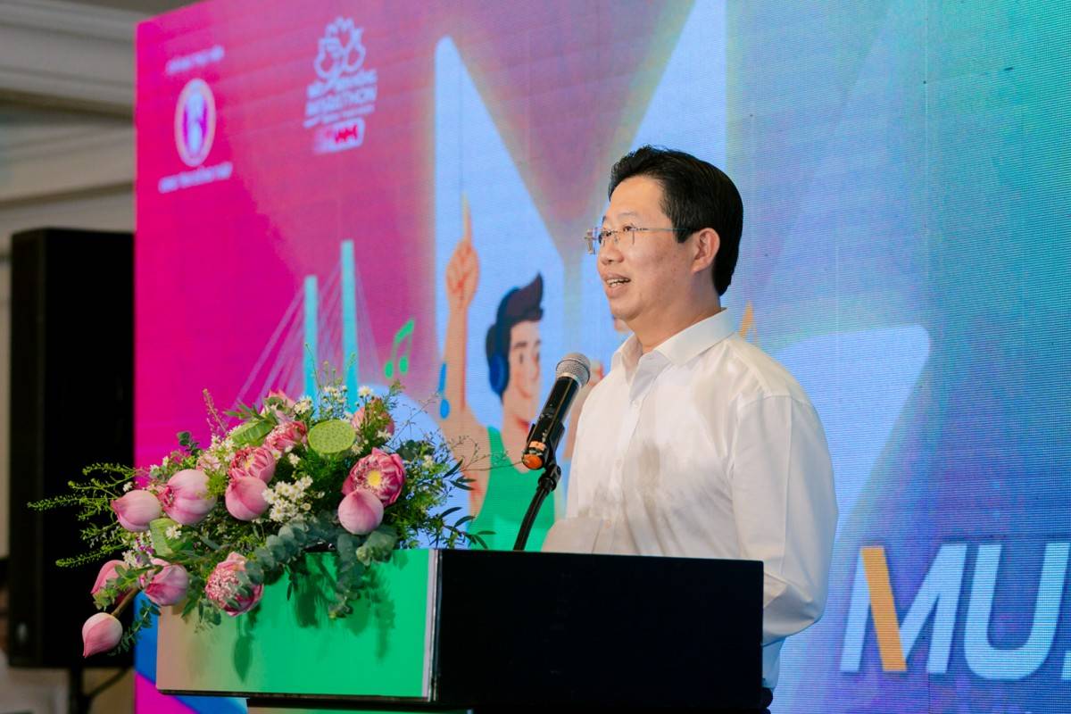 VPBank Đất Sen Hồng Music Marathon 2025 đóng góp cho hoạt động nghiên cứu, bảo tồn Sếu đầu đỏ