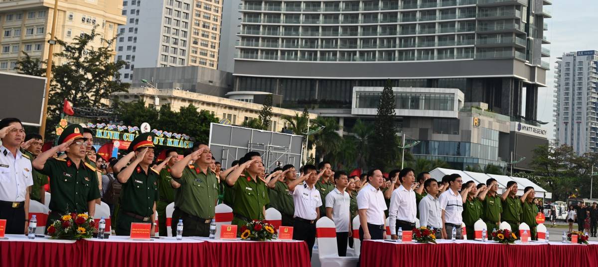 Khánh Hòa cùng “1 tỷ bước chân tiến vào kỷ nguyên mới”