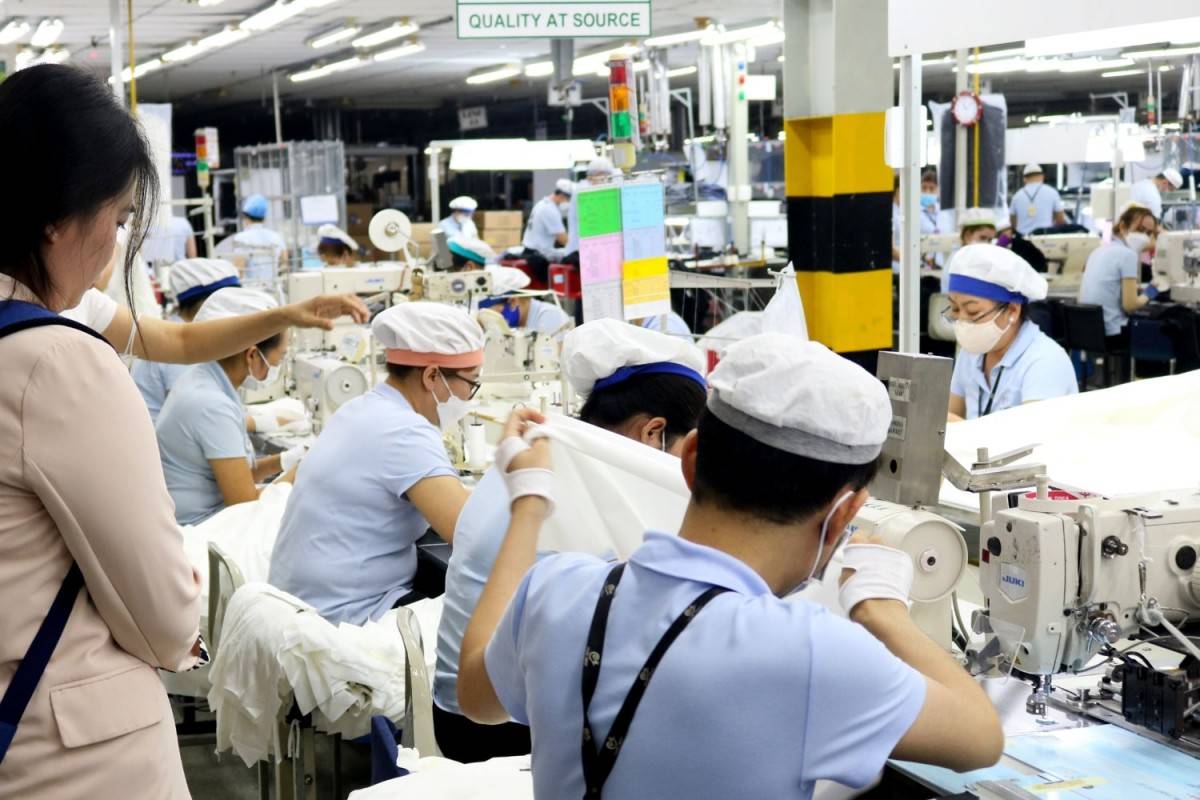 Ngành dệt may Việt Nam trước sức ép cạnh tranh