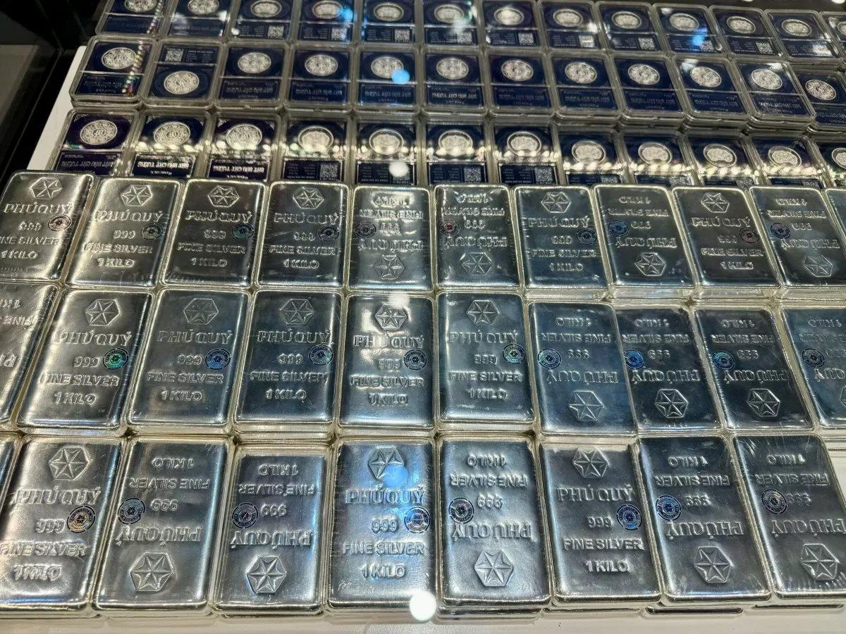 Đề xuất lập sàn giao dịch kim loại quý hiếm trong Trung tâm tài chính quốc tế