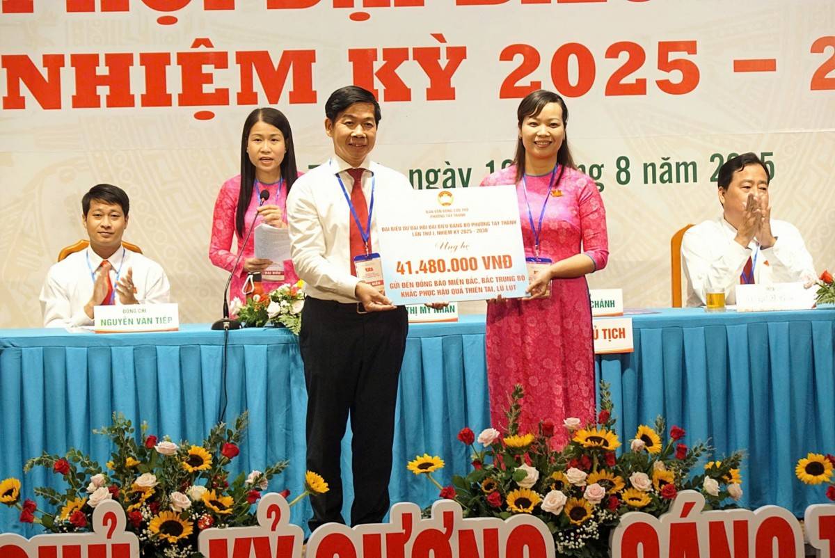 Đảng bộ phường phát động quyên góp được hơn 41 triệu đồng ủng hộ đồng bào các tỉnh miền núi, trung du Bắc Bộ và Bắc Trung Bộ khắc phục hậu quả mưa lũ. 