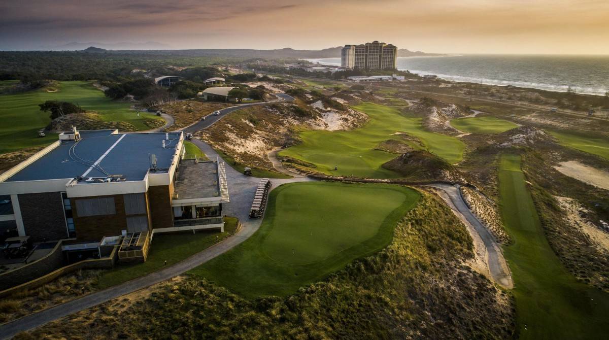 Sân golf Hồ Tràm