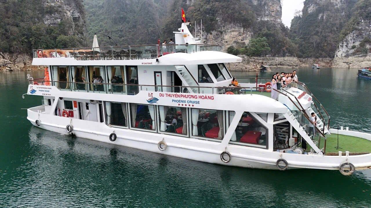 Du thuyền Phượng Hoàng: Nơi doanh nhân Tuyên Quang – Phú Thọ cùng phát triển