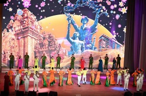 Công an tỉnh Khánh Hòa đón nhận danh hiệu Anh hùng Lực lượng vũ trang nhân dân