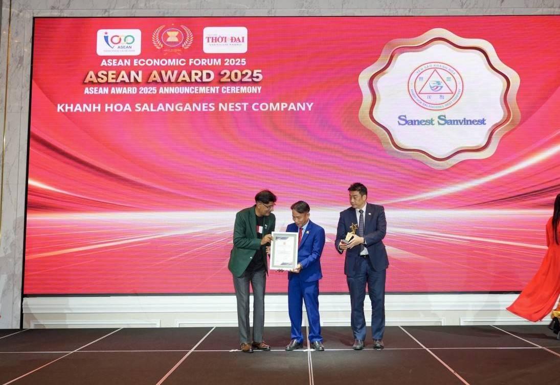 Yến Sào Khánh Hòa Vinh dự đón nhận Giải thưởng Top 10 thương hiệu nổi tiếng ASEAN 2025