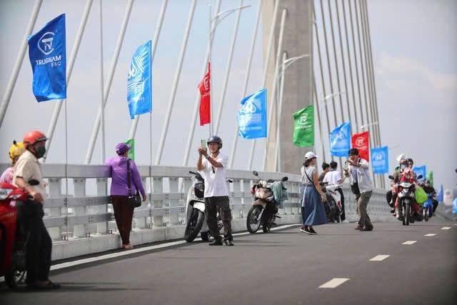 Cầu Rạch Miễu 2 chính thức đi vào hoạt động