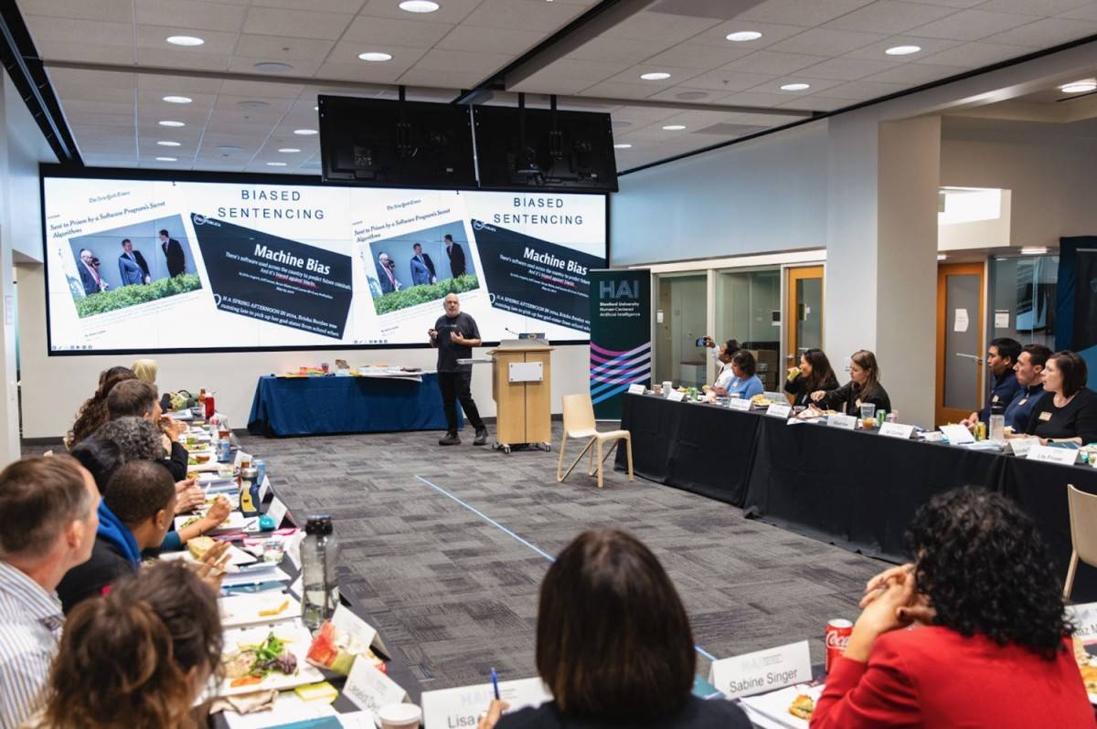 Ông Lê Việt Thắng - Tổng Giám đốc 1Office: Trung tâm AI, đừng làm cách cũ để giải quyết bài toán mới