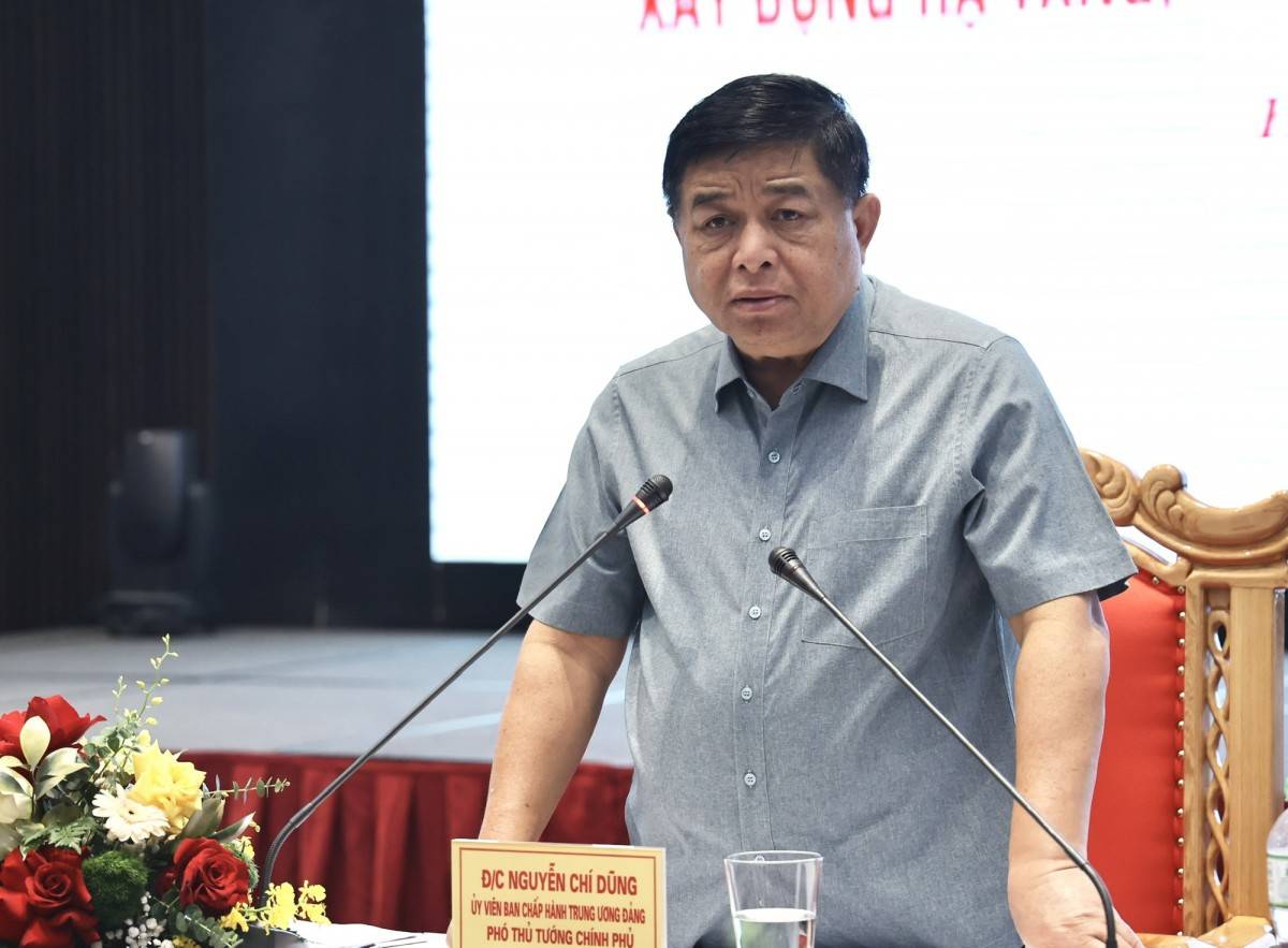 Phó Thủ tướng Nguyễn Chí Dũng làm việc với 5 địa phương, tháo gỡ điểm nghẽn