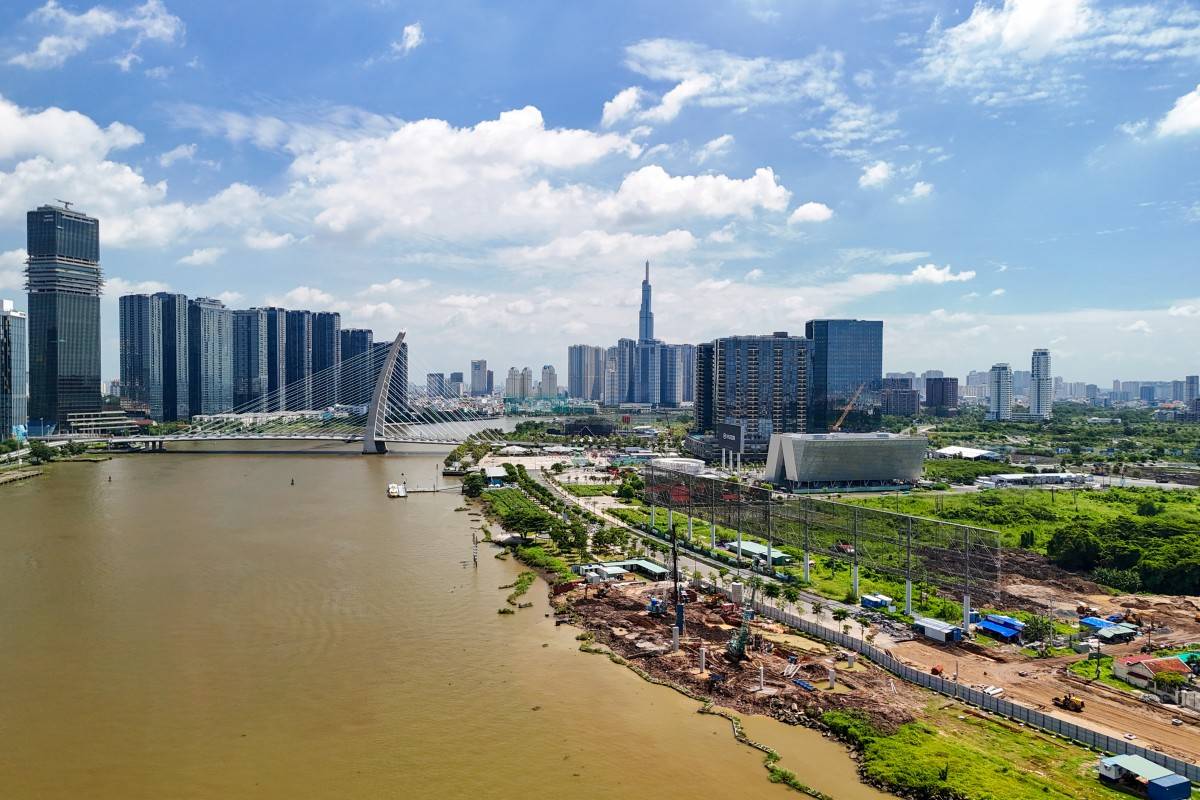 CC1 – nhà thầu chính tại dự án cầu đi bộ qua sông Sài Gòn