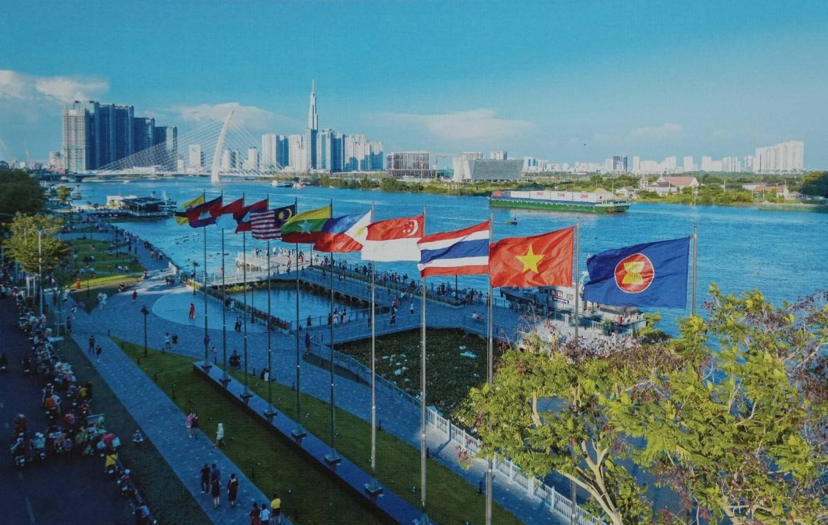 TP. Hồ Chí Minh luôn dang rộng vòng tay chào đón bạn bè quốc tế. (Ảnh được trưng bày tại triển lãm)