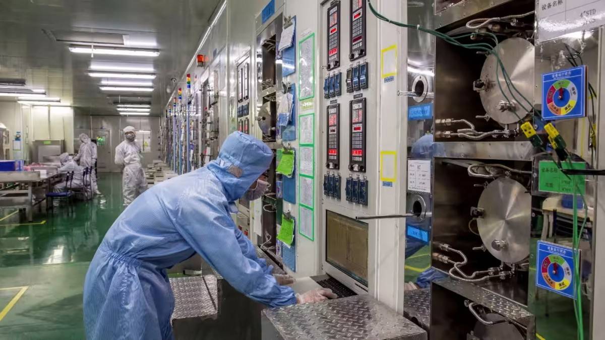 Đề xuất cơ chế giá điện phù hợp cho các nhà máy sản xuất chip, thúc đẩy ngành bán dẫn