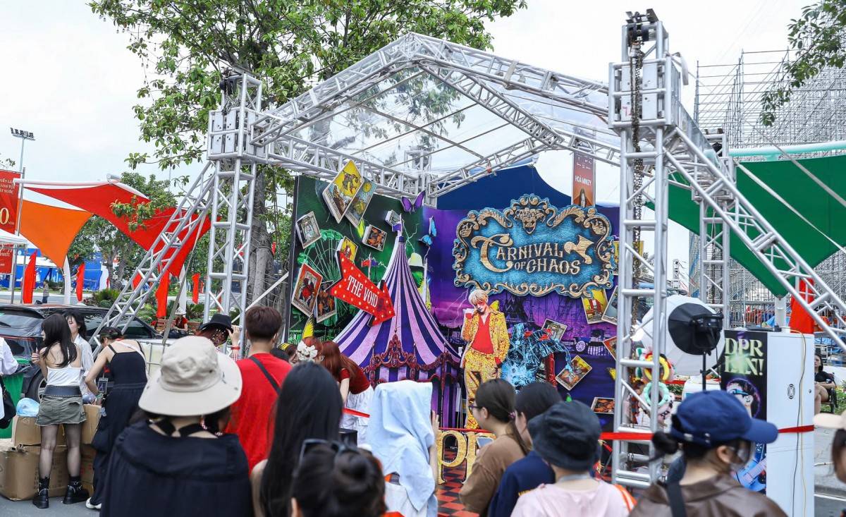 Gian hàng trải nghiệm của DPR IAN thu hút đông đảo fan trải nghiệm