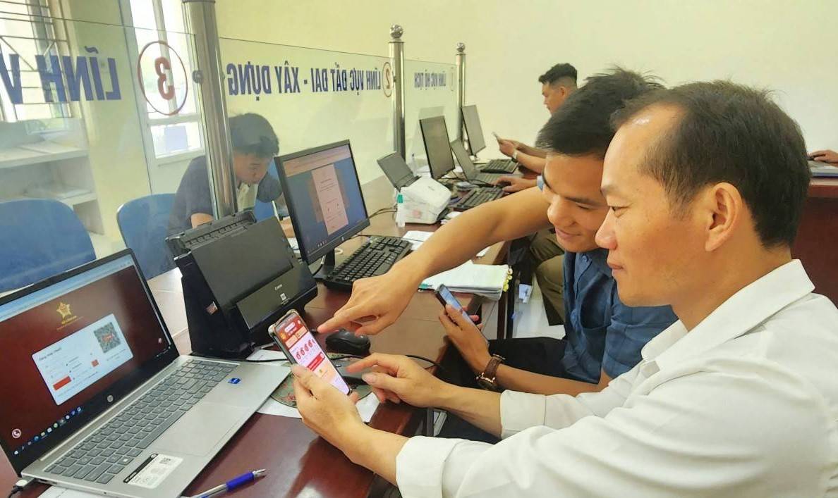 Người dân, doanh nghiệp Sơn La hưởng lợi từ chuyển đổi số trong dịch vụ công