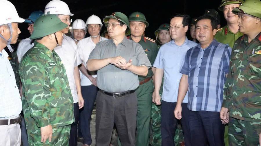 Thủ tướng Chính phủ Phạm Minh Chính trực tiếp chỉ đạo công tác phòng, chống bão số 5 tại Phường Cửa Lò, tỉnh Nghệ An