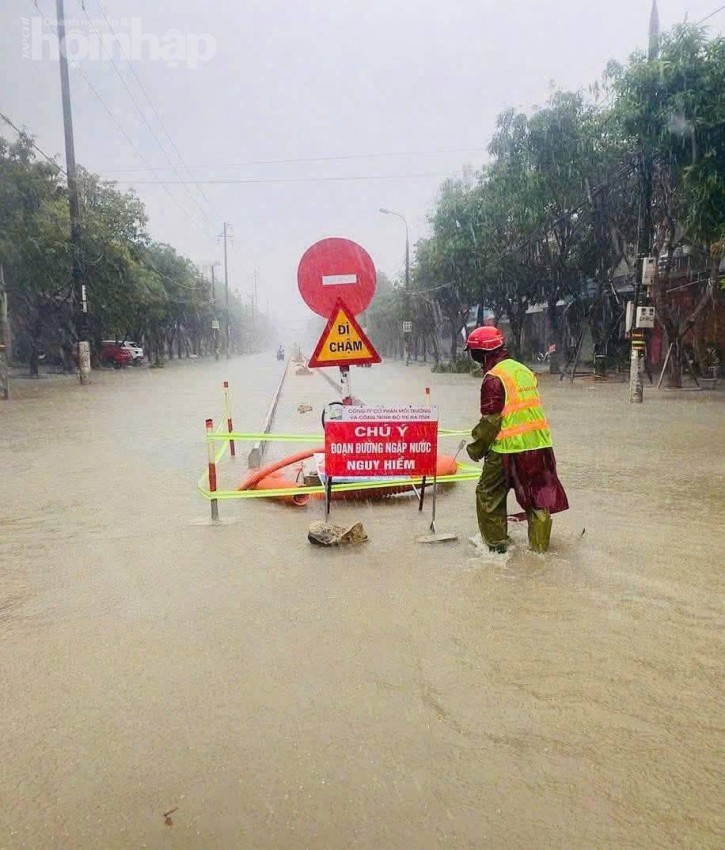 Bão số 5 đổ bộ, Hà Tĩnh thiệt hại nặng nề