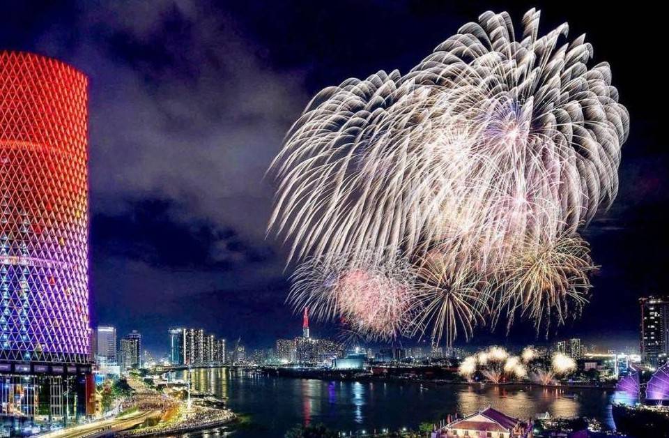 TP. Hồ Chí Minh sôi động chào đón Lễ Quốc khánh 2/9 với chuỗi hoạt động đa dạng và ý nghĩa