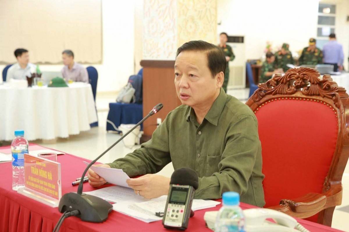 Phó Thủ tướng Trần Hồng Hà chủ trì họp Ban Chỉ đạo tiền phương ứng phó bão số 5