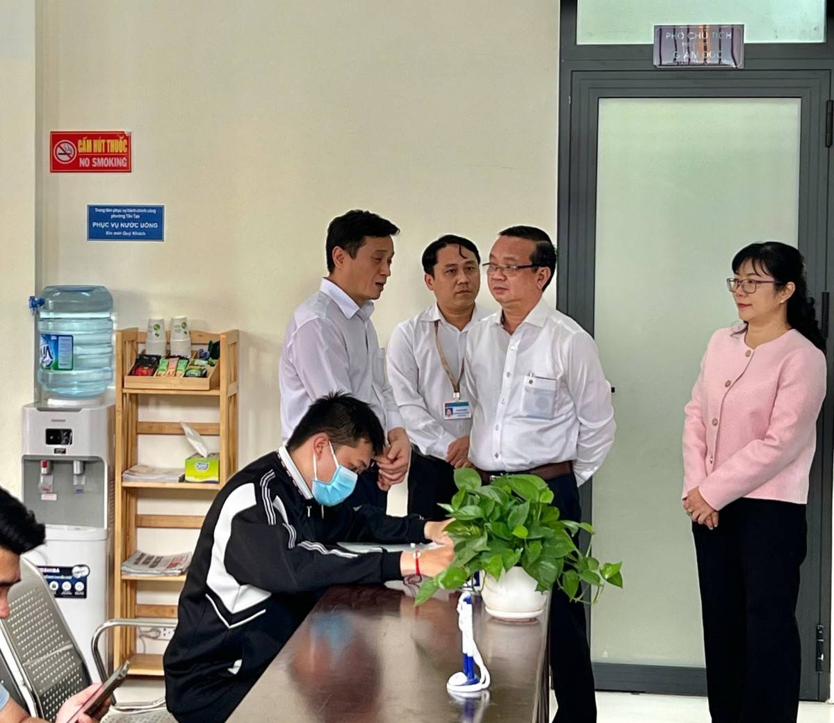 Phó chủ tịch UBND TP.HCM Bùi Minh Thạnh làm trưởng đoàn công tác khảo sát tình hình tổ chức và hoạt động của phường Tân Tạo 