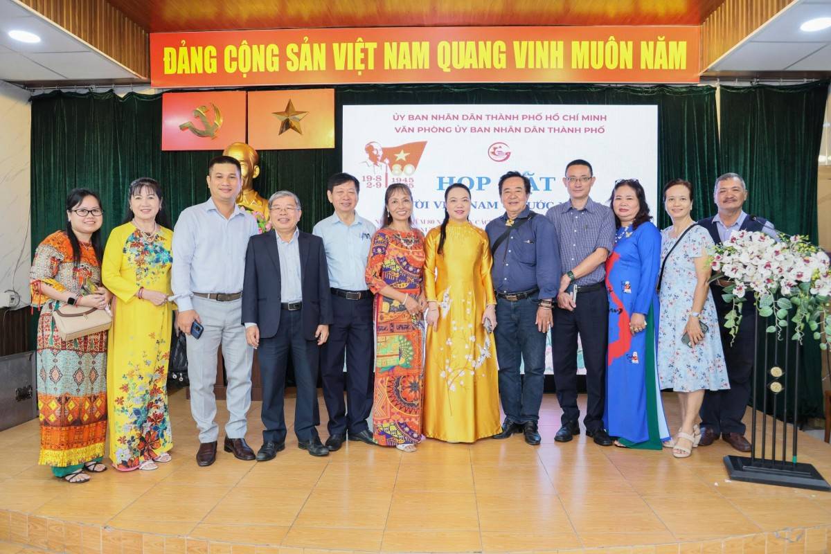 bà Vũ Thị Huỳnh Mai, Phó Chánh Văn phòng UBND TP. Hồ Chí Minh bà Vũ Thị Huỳnh Mai, Phó Chánh Văn phòng UBND TP. Hồ Chí Minh