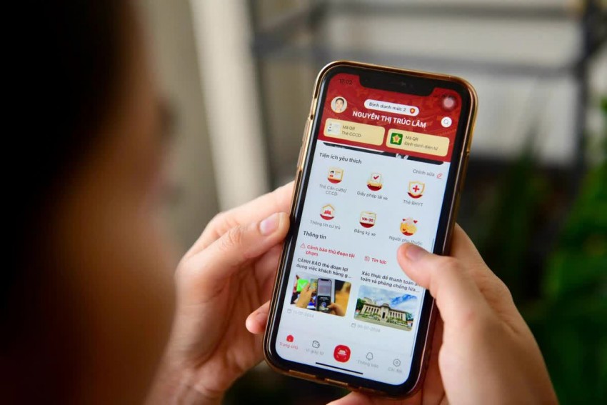 VNeID bổ sung thủ tục cấp đổi thẻ Căn cước, miễn lệ phí trong một số trường hợp