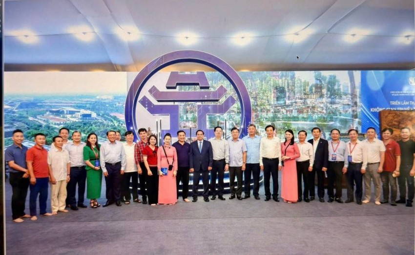 Không gian Triển lãm “Thành tựu kinh tế - xã hội Thủ đô Hà Nội”: Không gian kết nối ký ức, hiện tại và tương lai Không gian Triển lãm “Thành tựu kinh tế - xã hội Thủ đô Hà Nội”: Không gian kết nối ký ức, hiện tại và tương lai