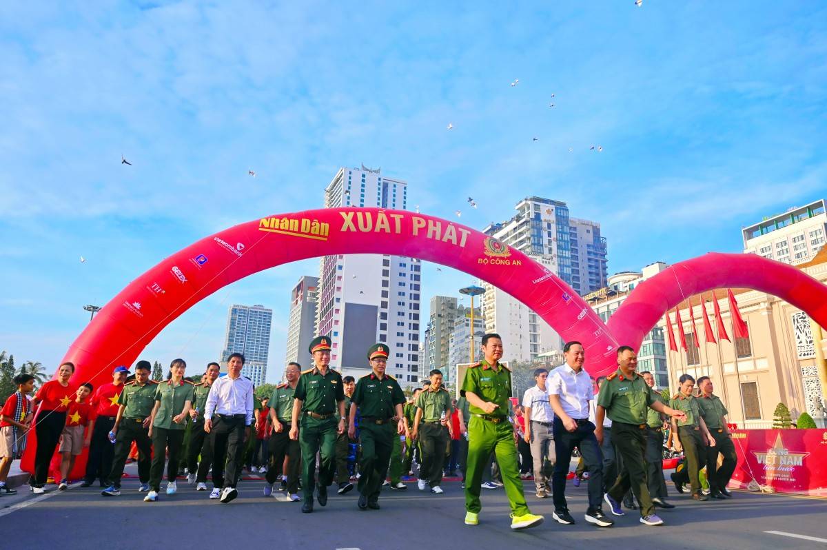 Đại hội Đảng bộ Khánh Hòa: Định hướng phát triển kinh tế xanh, số và biển