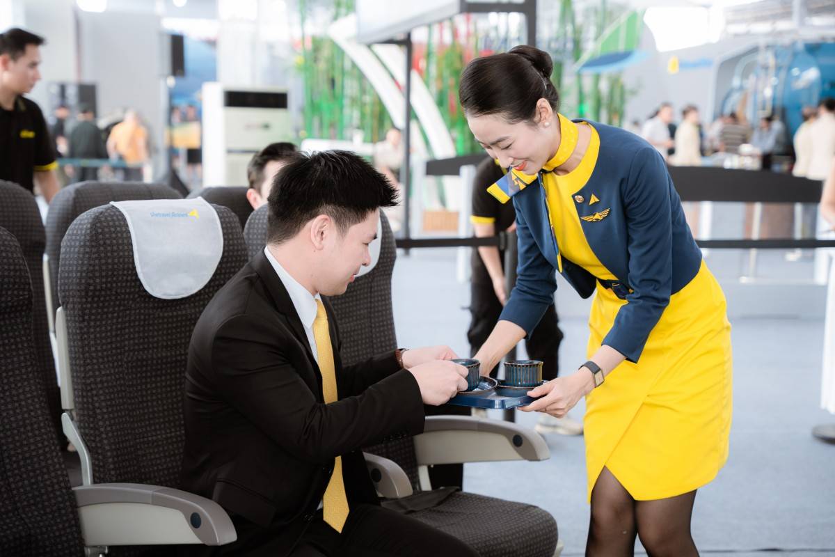 Vietravel Airlines; gian trưng bày tại triển lãm thành tựu đất nước;