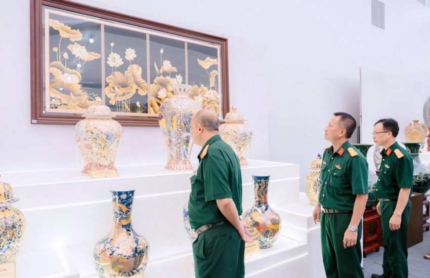 Hàng nghìn du khách đổ về Không gian Truyền thống và Sáng tạo Hà Nội dịp Quốc khánh 2/9