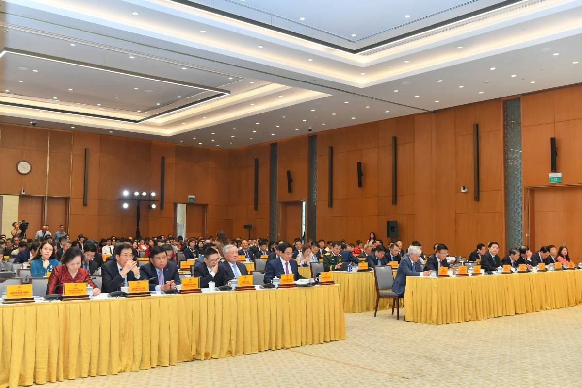 Thủ Tướng Phạm Minh Chính kêu gọi doanh nghiệp tiên phong xây dựng Việt Nam hùng cường