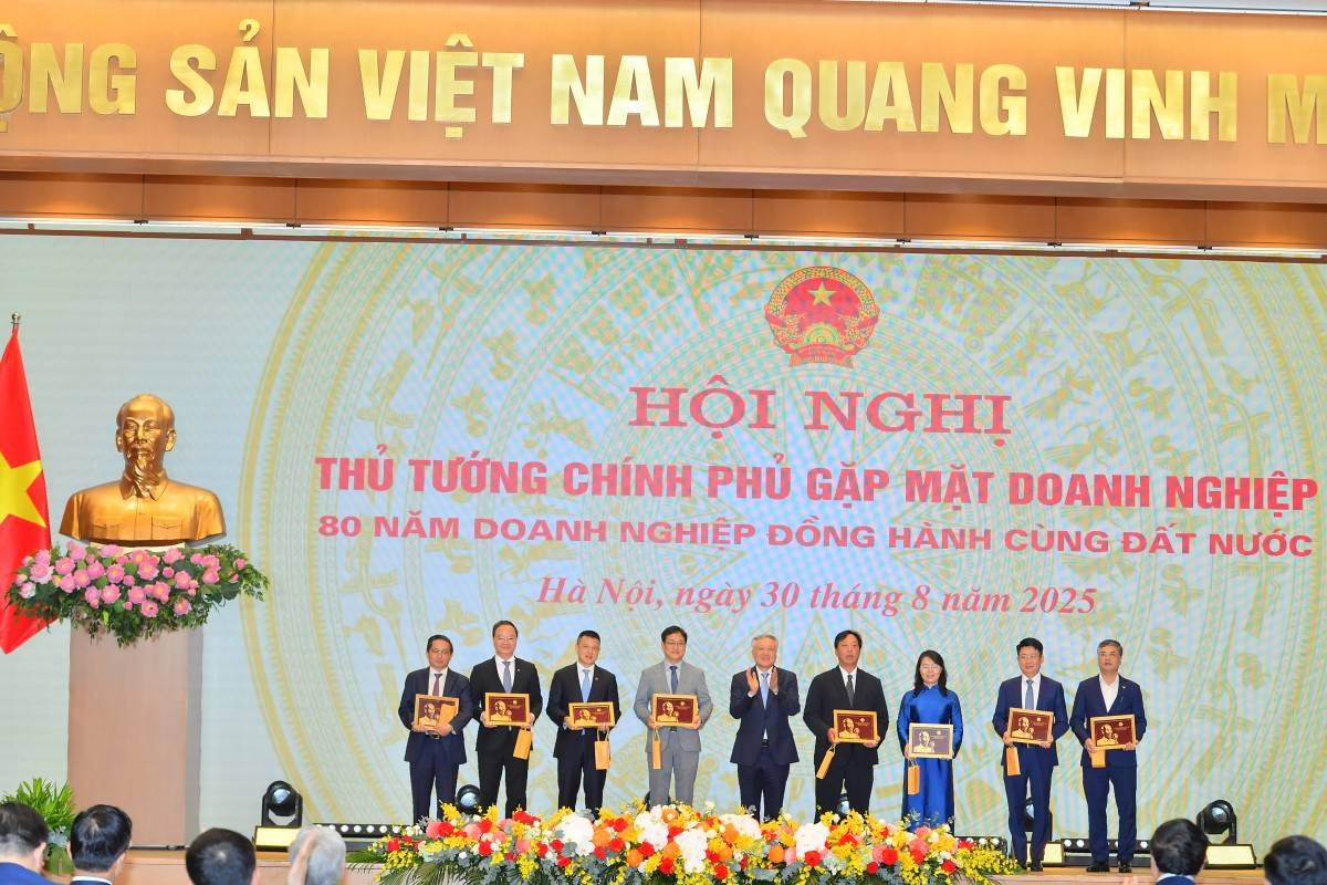Thủ Tướng Phạm Minh Chính kêu gọi doanh nghiệp tiên phong xây dựng Việt Nam hùng cường