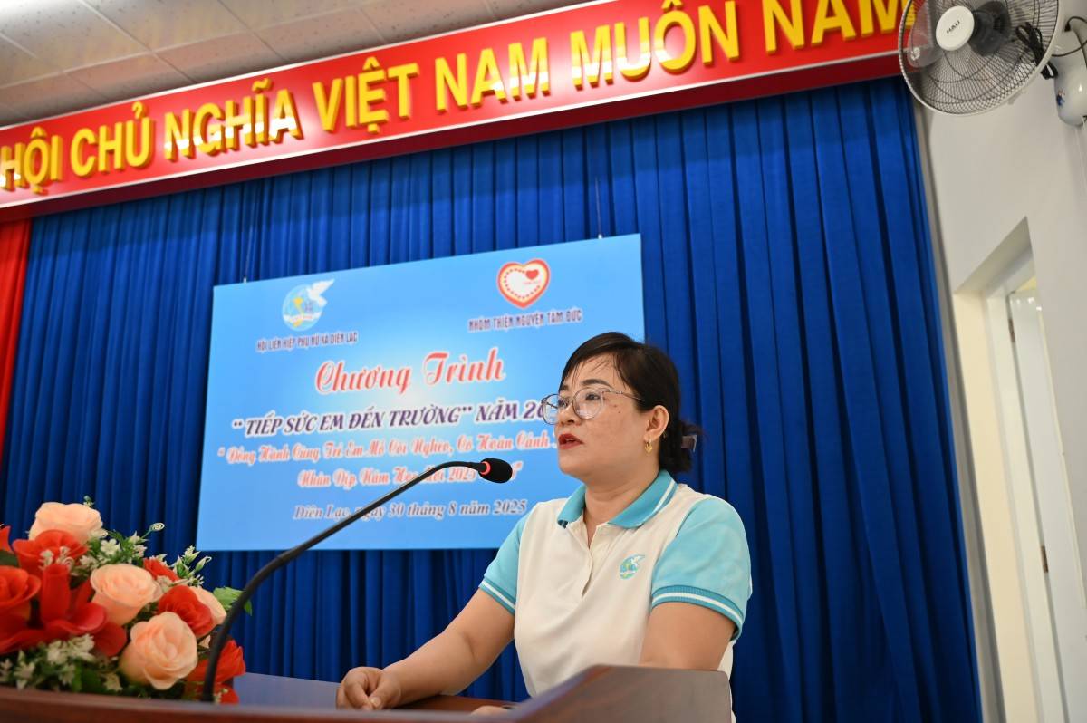 Nhóm thiện nguyện Tâm Đức: 9 năm tiếp sức học sinh nghèo đến trường