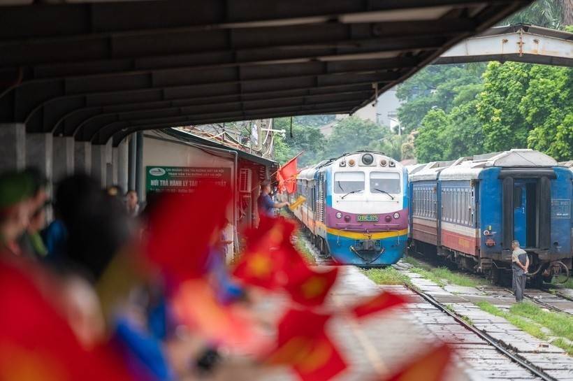Lào Cai nhộn nhịp đón khách quốc tế bằng tàu hỏa, cơ hội vàng cho du lịch bứt phá