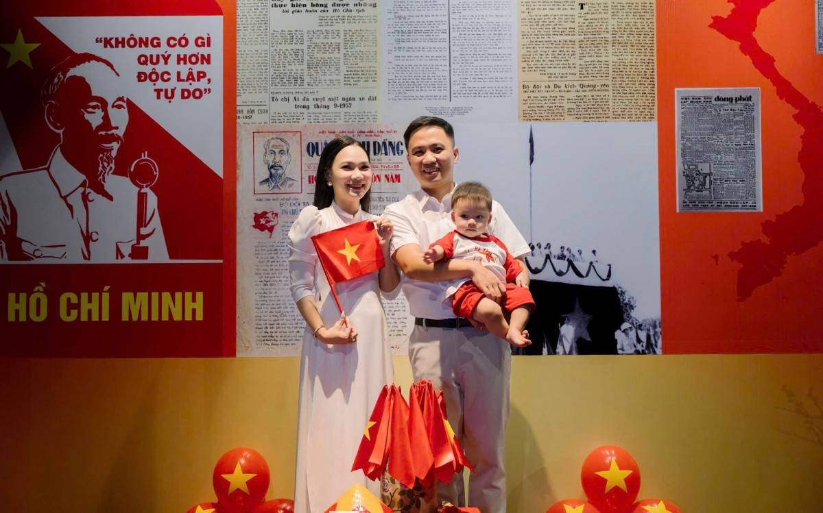 Du khách nô nức về Quảng Ninh tham quan di tích, bảo tàng dịp lễ 2/9 Du khách nô nức về Quảng Ninh tham quan di tích, bảo tàng dịp lễ 2/9