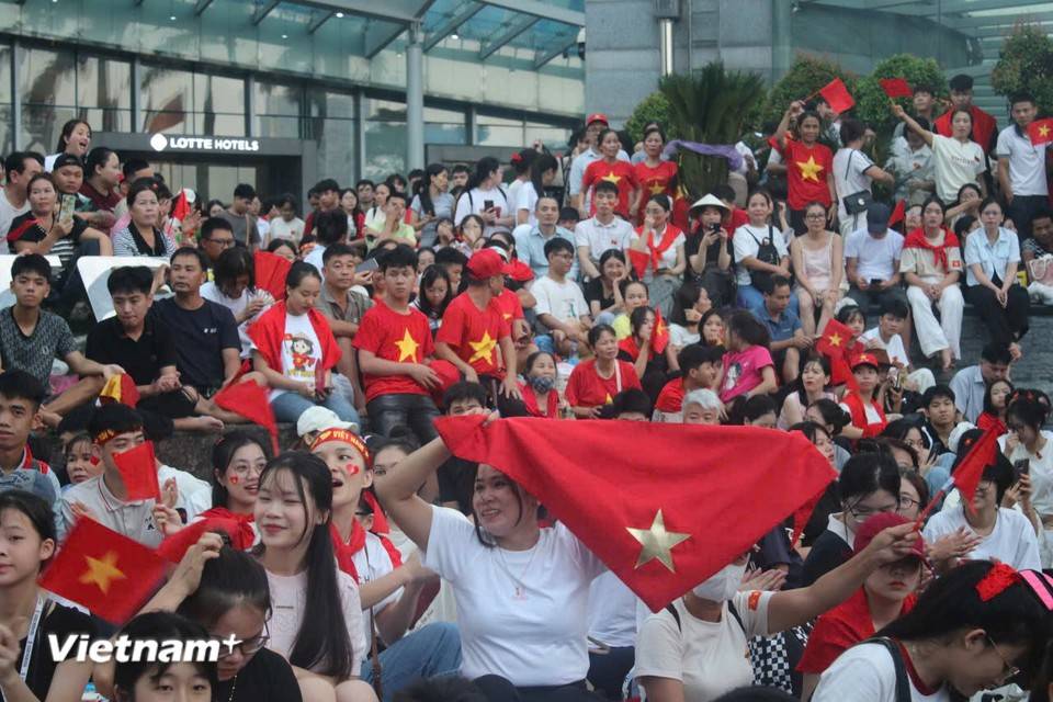 Cuộc diễu binh, diễu hành thành công tốt đẹp. Một ngày hội của toàn dân, thể hiện sự khát khao hòa bình của dân tộc Việt Nam 2