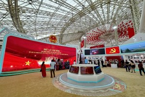 Thủ tướng đề nghị xem xét kéo dài thời gian Triển lãm Thành tựu đất nước